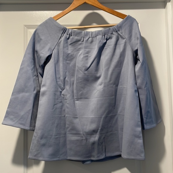 Tuckernuck Miranda Off-shoulder Top, French Blue M - Picture 10 of 12